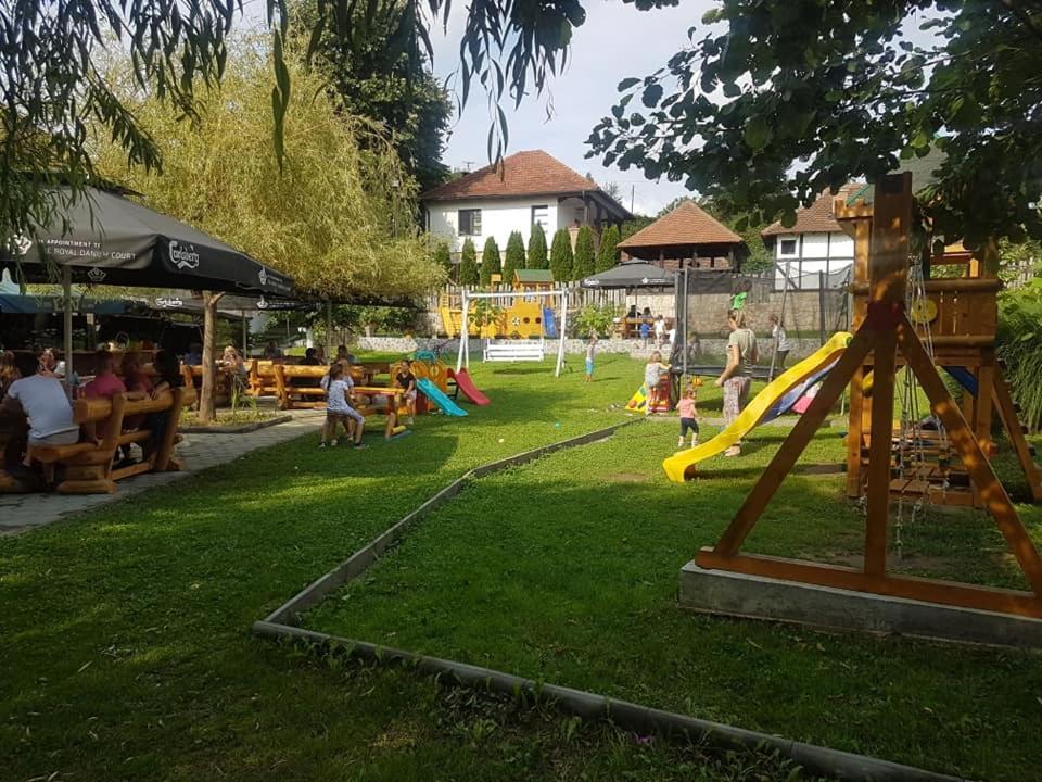 Bed and Breakfast Restoran,,Vuk,, Trsic Экстерьер фото