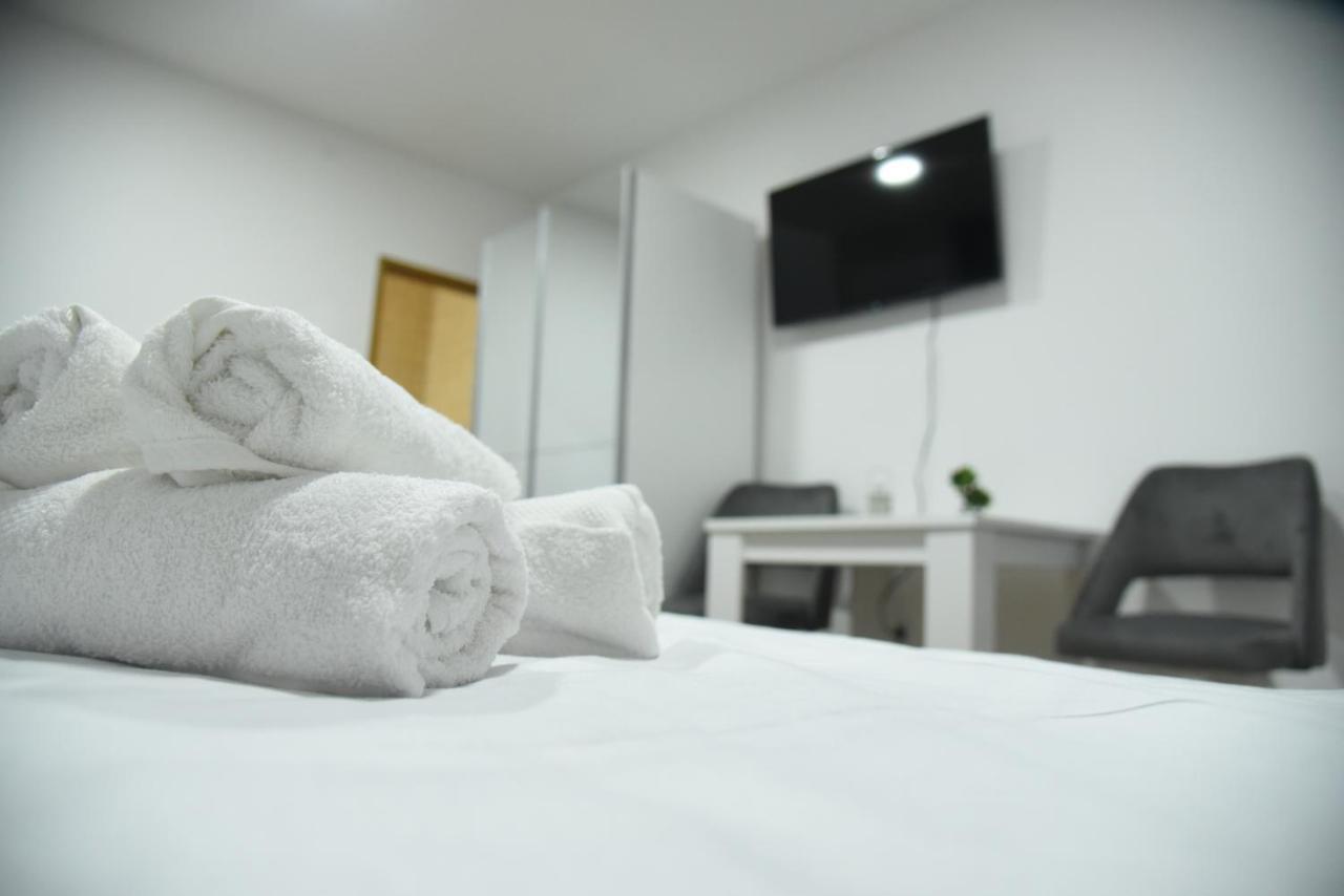 Bed and Breakfast Restoran,,Vuk,, Trsic Экстерьер фото