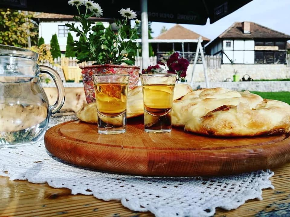Bed and Breakfast Restoran,,Vuk,, Trsic Экстерьер фото