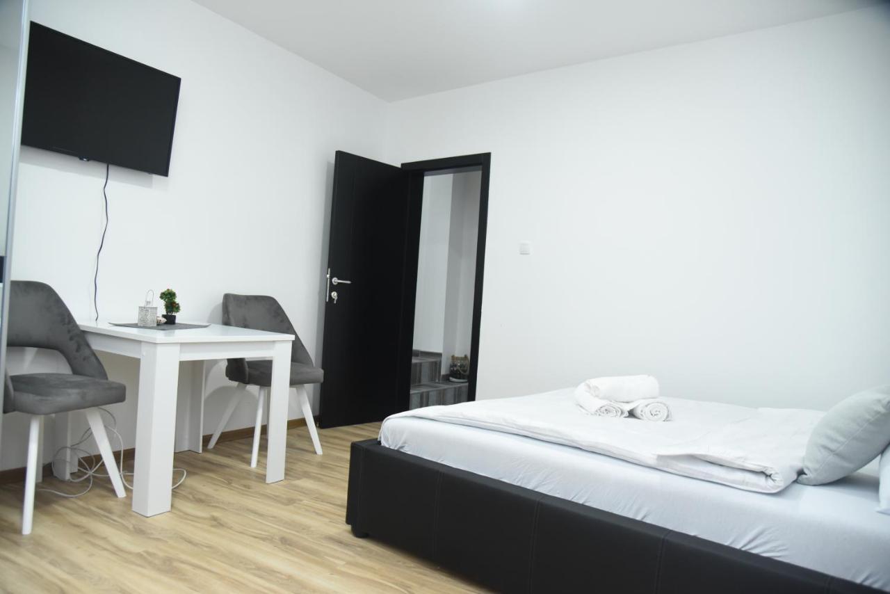 Bed and Breakfast Restoran,,Vuk,, Trsic Экстерьер фото